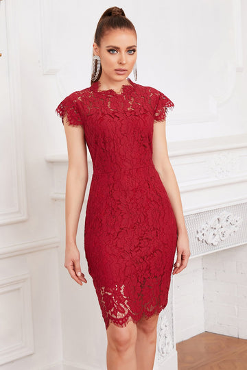 Czerwona koronkowa sukienka Bodycon